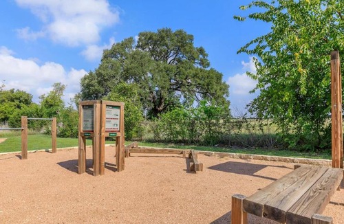 Leander Apartment | Modern Leander Getaway Near Shop- Leander TX
