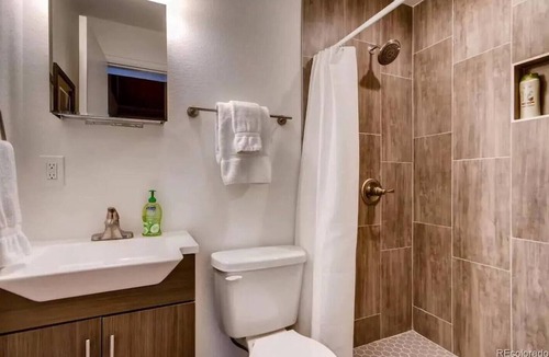 Arvada Apartment | Modern, Light Basement Apartment
