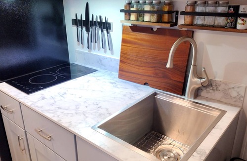 Mendenhaven Apartment | Modern Pet-Friendly Suite near Glacier, Grocery & Trails w/Yard Access