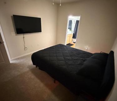 Sweetbriar Apartment | Modern SoCo Stay StreetDreams