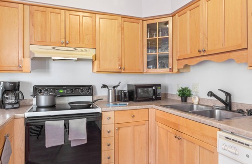 Chapel Hill Apartment | Modern & Spacious + UNC Vacation Rental