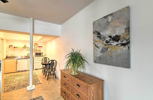 Spenard Apartment | Modern Studio Apt, 2 Miles to Dtwn Anchorage!
