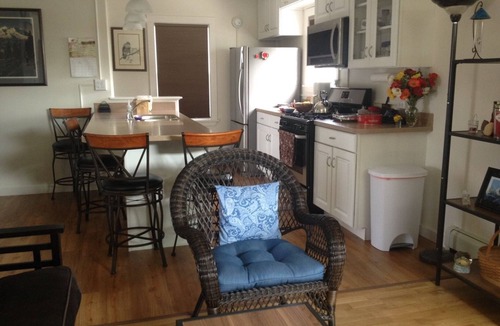 Fairbanks Apartment | Modern Studio in Heart of Downtown Fairbanks - beautifully renovated & clean