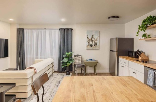 Downtown Anchorage Apartment | Modern Studio Located in the Center of Downtown