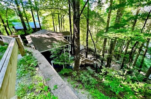 Mill Ridge House | Mogul Ridge-Sugar & Beech Mtn. Seven Devils Boone!