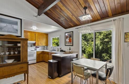 Northwood House | Moondance