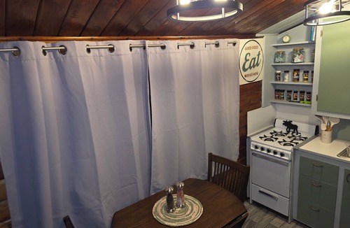 Ridgeway Apartment | Moose Cabin Inn is a cozy 1 bedroom/1 bathroom cabin style apartment. Kenai, AK