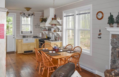 Warm Springs Cabin | Moose Crossing Cabin on 2 Private Acres w/ Trails!