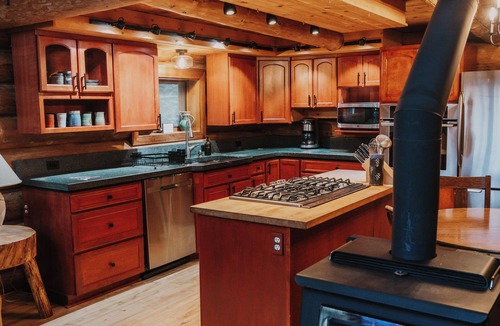 Fairbanks Cabin | Moose Mountain Cabin - Cozy Retreat with Aurora Views