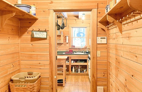 Rockwood Cabin | Moose River Escape