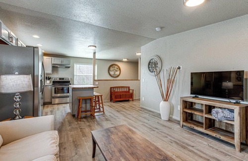 Pleasant View Condo | Mountain Basecamp Near Red Rocks