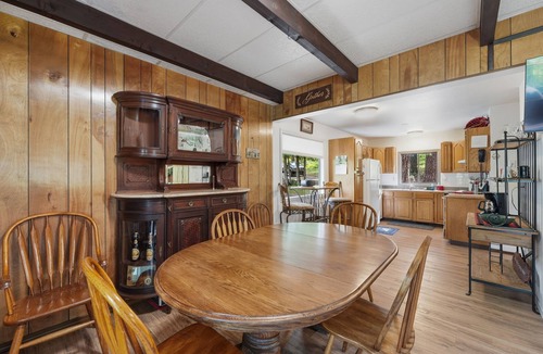 Peshastin Cabin | Mountain Cabin w/Hot Tub - Sleeps 6