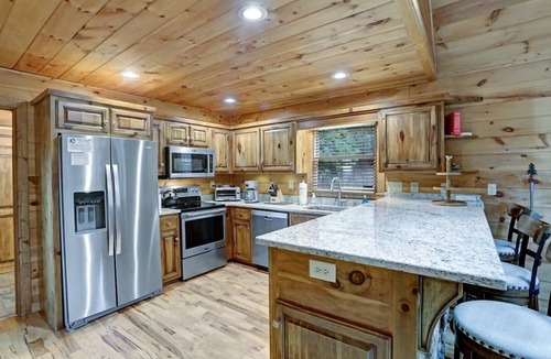Ridgeline Vistas Cabin | Mountain Escape w/View, Hot Tub, Fire Pit & EV
