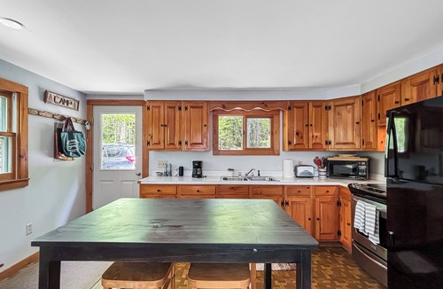Greenville House | Mountain Escape (Waterfront on Lower Wilson Pond!)