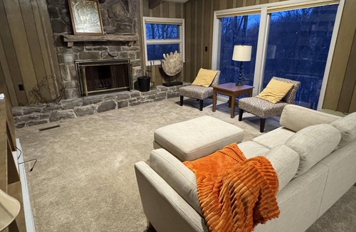 Charter Hills House | Mountain Fox - Cozy Chalet Near Beech Ski Resort