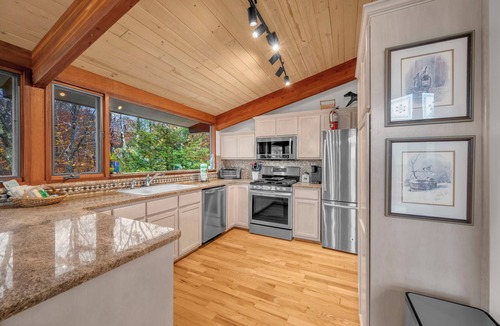 Beech Mountain Cabin | Mountain Home near Skiing, Hiking, & More