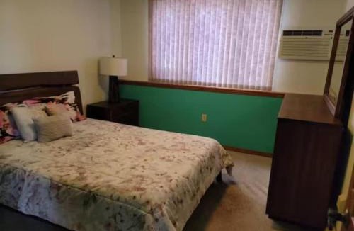 Jefferson House | Mountain Home with ski, Hot Tub & Arcade