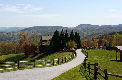 Ferguson House | Mountain Lodge,Views,Pool Table,Horse/Pet-Friendly