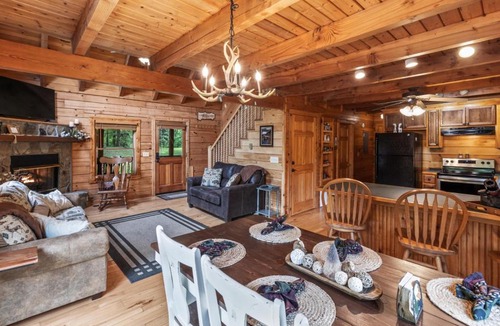 Boone House | Mountain Log Cabin Near ASU with Soaking Tub & Views