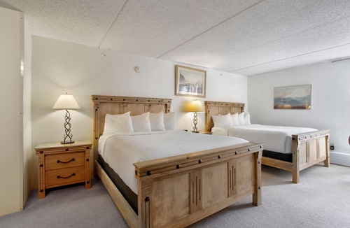 Copper Mountain Village Hotel | Mountain Plaza Hotel Style Room with 2 Beds #507 by RedAwning