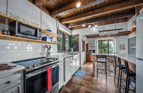 Mentone House | Mountain Retreat! Ruby's Roost Home & Loft