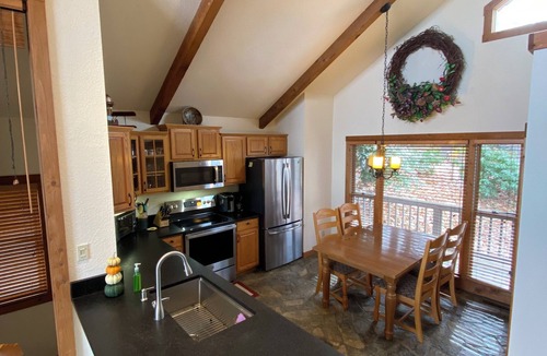 Mountain Air Villa | Mountain retreat! With spectacular views!