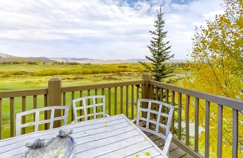 Grand Elk Ranch House | Mountain Sky