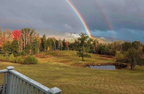 Thornton House | Mountain view home w/large yard, W/D; near skiing, hiking and golf