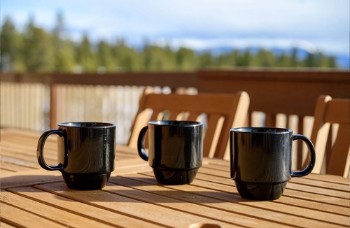 Pole Creek Meadows House | Mountain Views w/Hot Tub