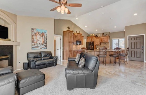 Cheyenne Meadows House | Mountainside View Firepit & Hot Tub near Broadmoor