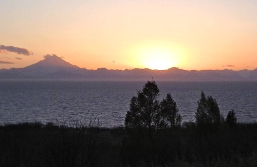 Ninilchik Cabin | Mt. Redoubt Cabin on the Cook Inlet, Basecamp for your Alaskan Adventures