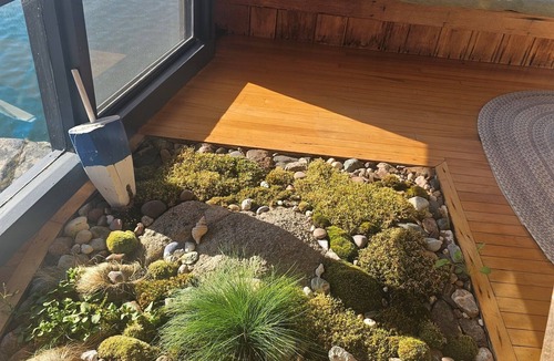 Stonington Cottage | Muir Boat House - Rustic, Fun Seaview "BoatHouse"