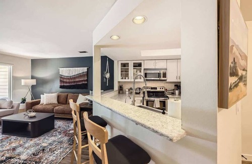 Baseline Sub Apartment | Nature Meets the City: Spacious & Elegant 1-BDR