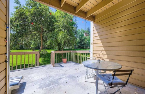Baseline Sub Apartment | Nature Meets the City: Spacious & Elegant 1-BDR