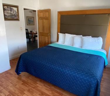 Hampton Hotel | Nautical Beach Properties