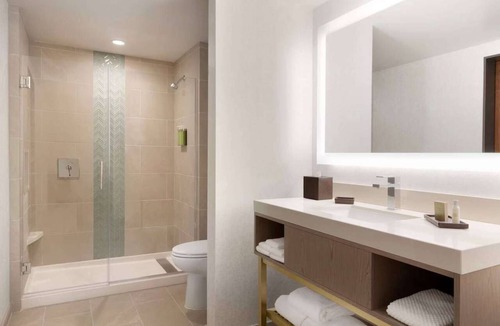 Whittier Hotel | Near CU Boulder + Free Breakfast. Pool. Fitness.