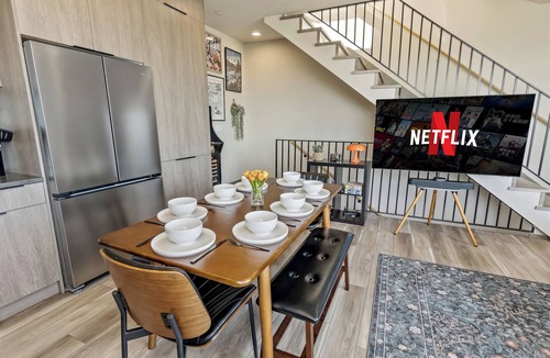 North Beacon Hill House | Near Stadiums~Beacon Hill~Rooftop~Amazing Views