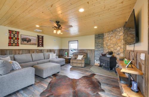 Alpine Village House | Near Trails & Rio Grande Fishing! Mtn-View Cabin