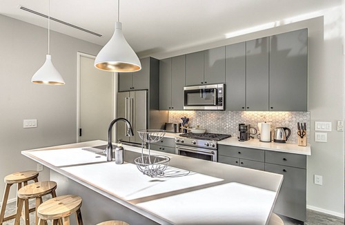 Bouldin House | New 2 BDRM Home I Mins to DT Walk to Shops & More