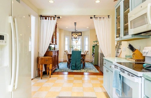 Boothbay Harbor House | New! Charming coastal property - 2 unique spaces to choose from!