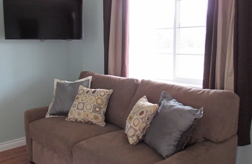 Palmer House | NEW Self contained- Beautiful Mt. View- Bungalow