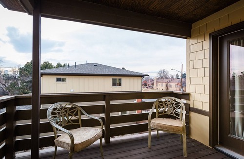 Skyland House | Newer Spacious 4 bed, 4 bath, game room, deck, patio, 2 porches