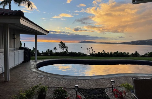 Hawaii Kai House | Newly painted, furnished and landscaped! Four bedroom home with private pool!