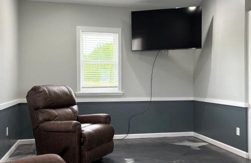 Davis House | Nexlevel Rentals