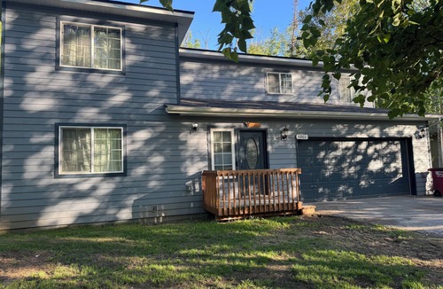 Knik-Fairview House | Nice 3-bedroom house with WiFi in a charming and quite neighborhood, in Wasilla.