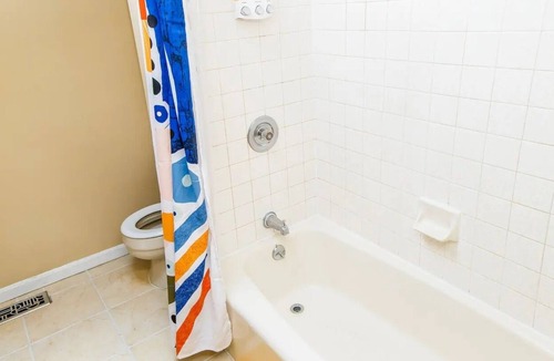 Clifton Heights House | Nice 4 br, 3 ba home with deck views of downtown