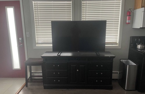 Midtown Anchorage Apartment | Nightshade BnB #4