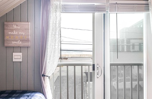 Hampton Apartment | North Beach Escape
