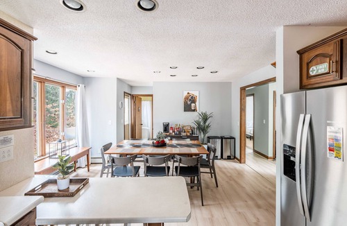 Birch Hill House | North Conway Home with Hot tub on Deck, Arcade, Billiards, PingPong, Music Room
