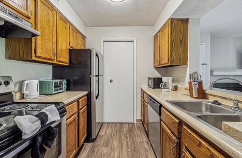Columbus Apartment | Northwoods 8083-2C I 2 Bed 1 Bath
